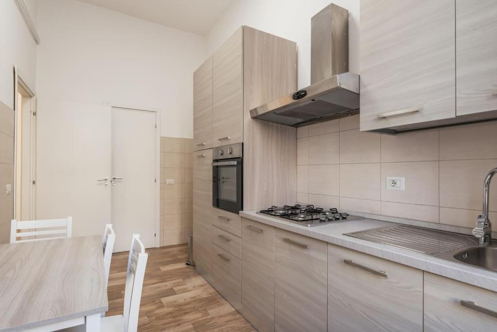 Wmr Apartment Near Vatican โรม ภายนอก รูปภาพ